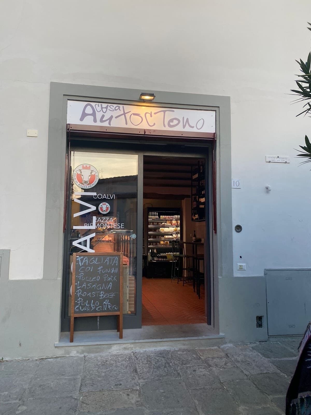 Casa Autoctono - Enomacelleria con cucina